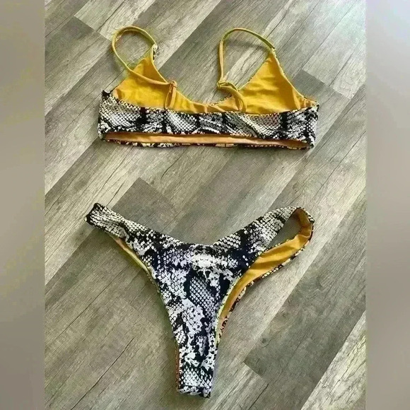 💜 ZAFUL Size 8 Has Never Been Worn Faux Snake Skin Print 2 Piece Swimsuit - Picture 4 of 4